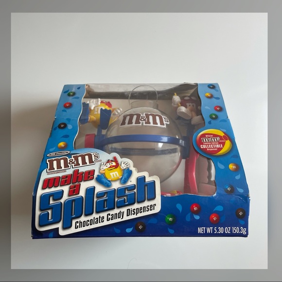 M&M's Vintage Make A Splash Chocolate Candy Dispenser - Picture 2 of 6